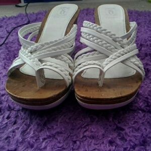 Decree Malia wedge sandals