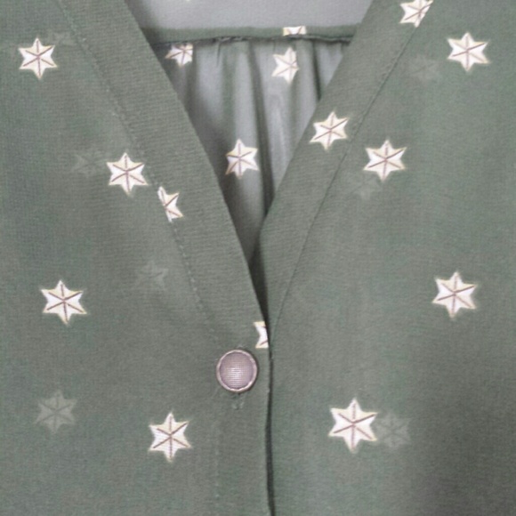 SOLD IN BUNDLE Sheer top - Picture 2 of 2