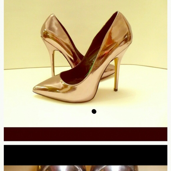 Steve Madden holographic pumps