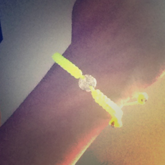 Adjustable bracelet - Picture 1 of 3