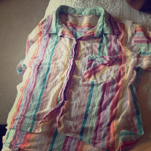 Awesome pastel stripped top!