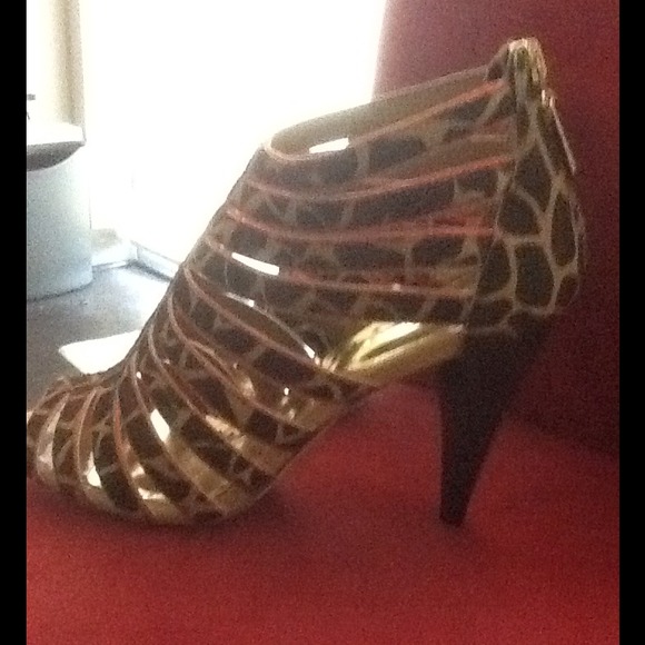 BCBG Girls Caged Bootie Shoe