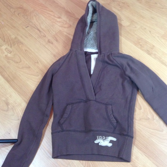 Long sleeve Hollister pullover sweater