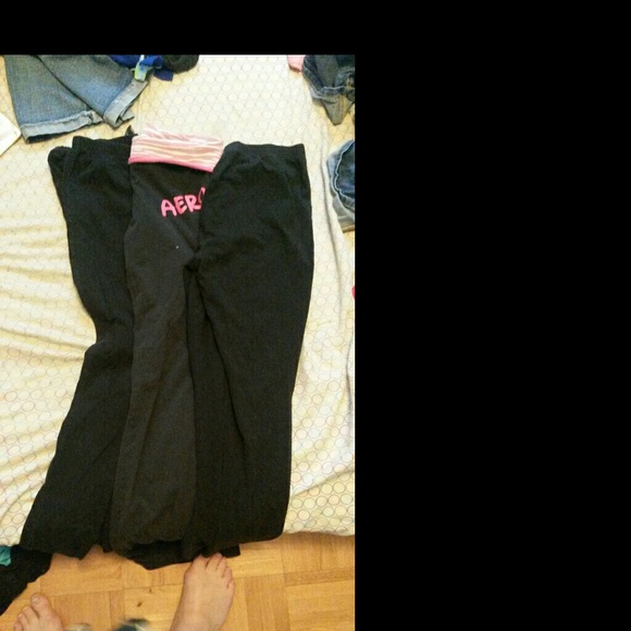 1 Yogas and 2 leggins