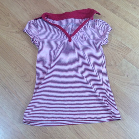 Cap sleeve collared top