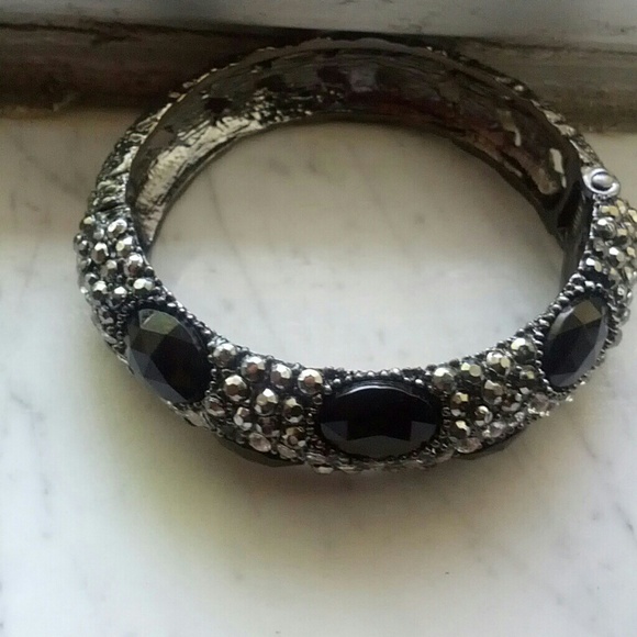 Dark crystal bracelet and fashion necklace on sale