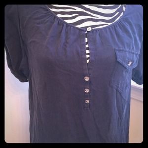 📚 2/$12 Banana Republic Silk Top