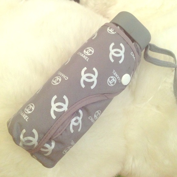 Chanel gray umbrella + cross scarf bundle reserve