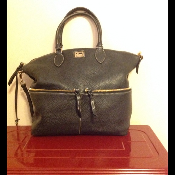 Dooney & Bourke Purse