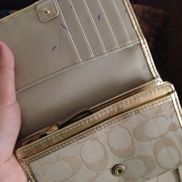 ❌❌SOLD❌❌ - Picture 2 of 3