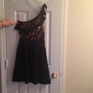 One shoulder leopard print/black dress
