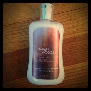 2 BBW Twilight Woods lotions