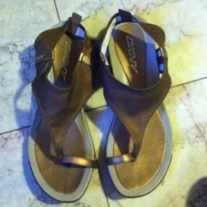 DKNY sporty sandals