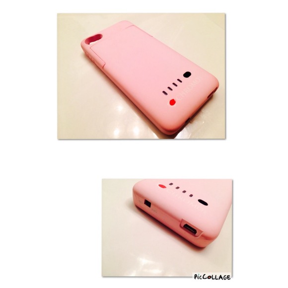 iPhone 4/4s Charging Case