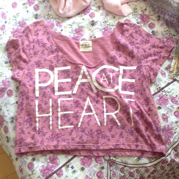 AE crop tee