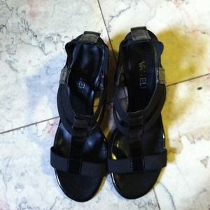 Vanelli Dressy Sandals