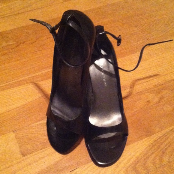 Black leather Enzo Angiolini.