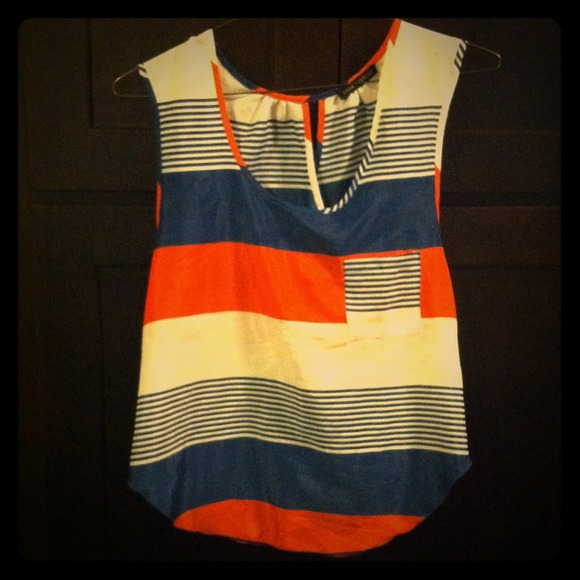 ‼️Sold in bundle Trendy Love Culture striped tank.