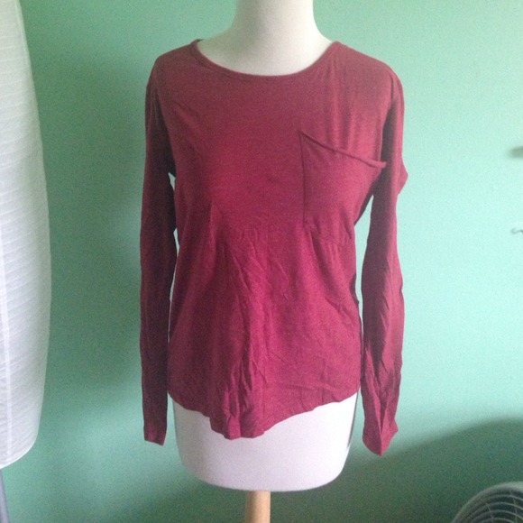 Final price. Red basic tee with pocket.