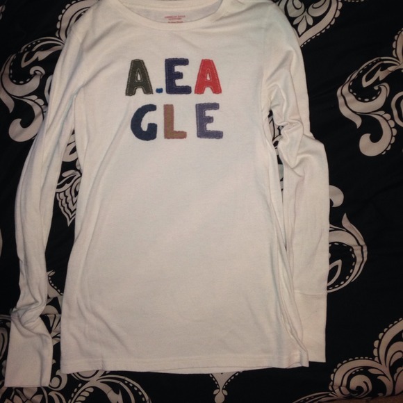 American Eagle long sleeve shirt