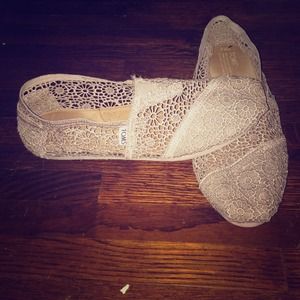 Grey crochet Toms!