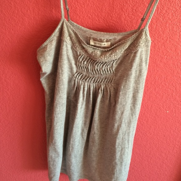 Aerie top