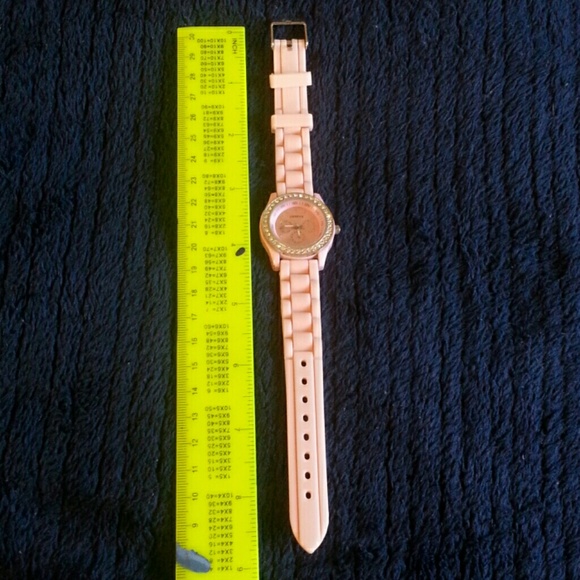 🌻BABY PINK JELLY WATCH - Picture 2 of 4