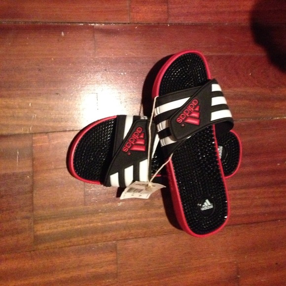 Slippers - Picture 2 of 2