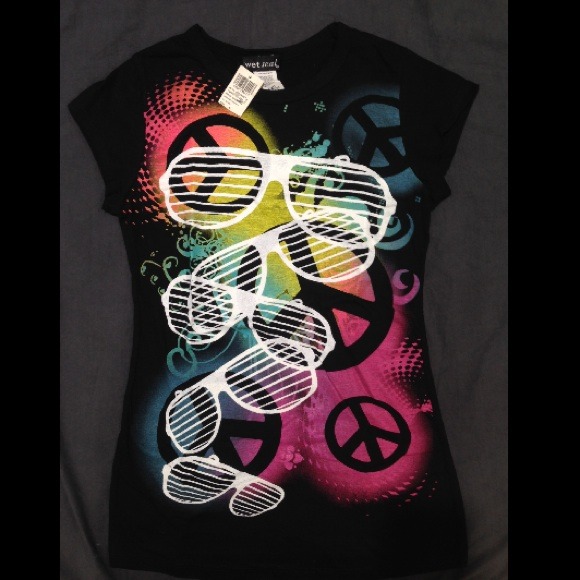 Music Peace Shades Graphic shirt