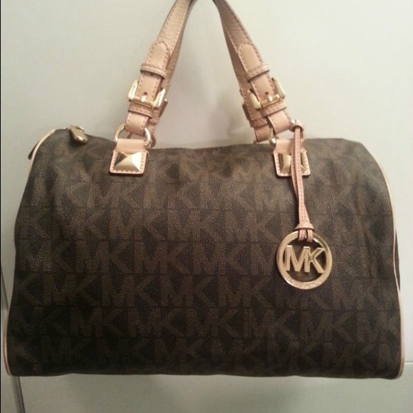 Michael kors satchel monogram handbag SOLD