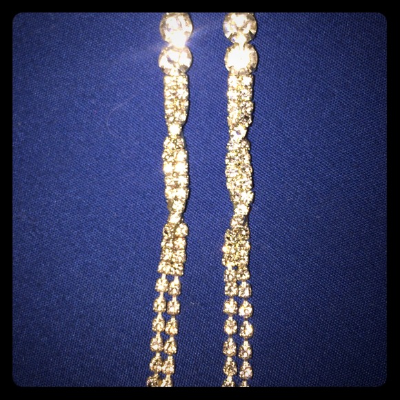 Long set earrings