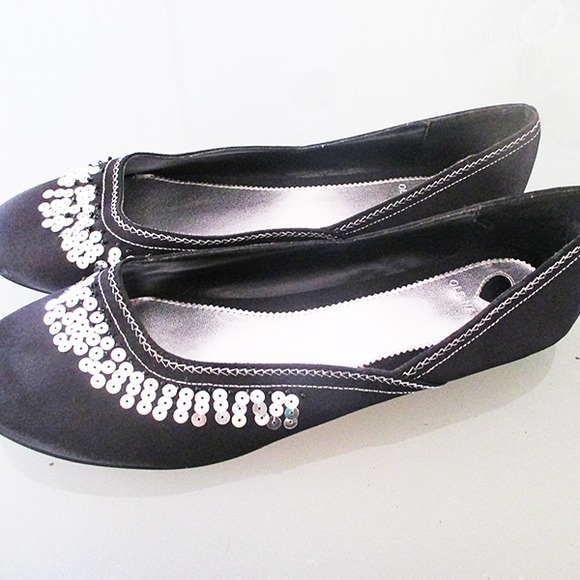Old Navy Shoes - Black, Sequin Detail Flats Old Navy Shoes - Black, Sequin Detail Flats