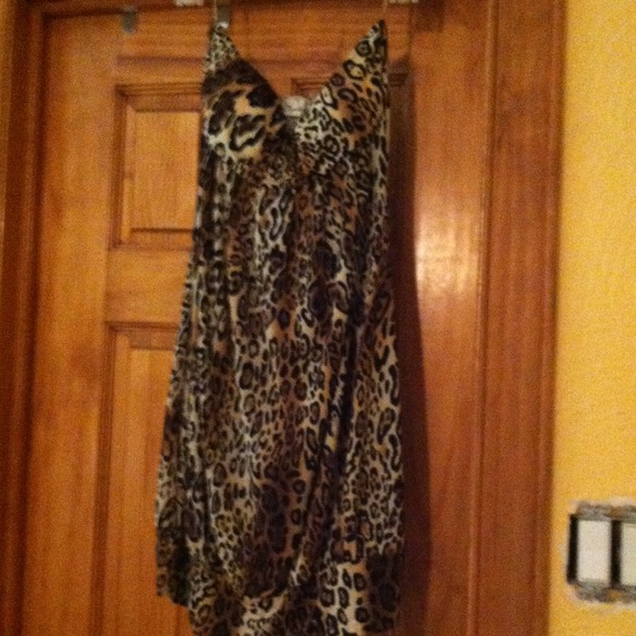 Pretty and sexy dress. Fits great !