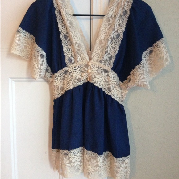 Rue21 super cute top!