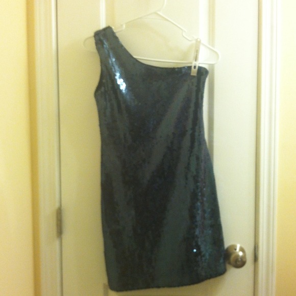 Blue one shoulder sequin dress
