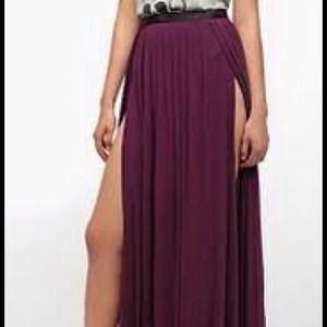 Long Double Thigh High Split Pleated Maxi Skirt