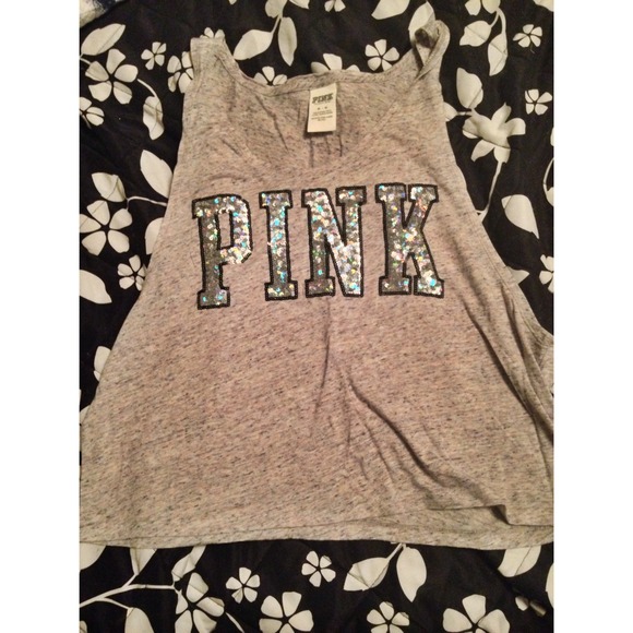PINK Victoria's Secret Tops - 🆕 VS PINK Cropped Muscle tank