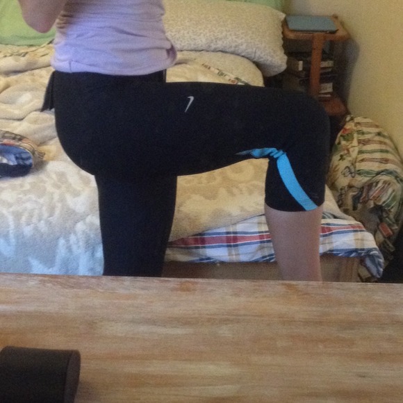 Nike Pants - NWT Nike Dri-Fit Running Capris M @bikerchick64