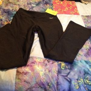 L Reebok Easytone pants yoga workout