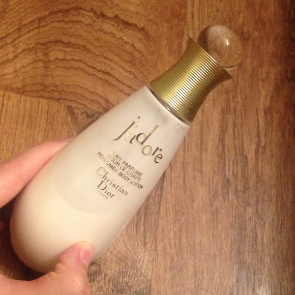 Set of 2 Dior Jadore perfumed body lotions
