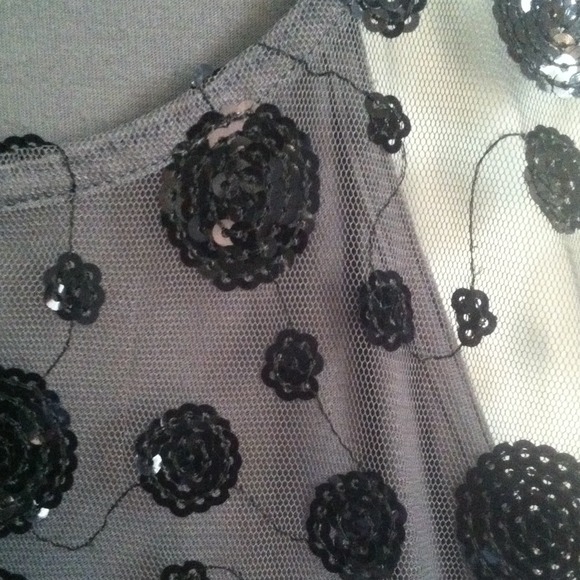 Black See-Through Design Top - Picture 3 of 3