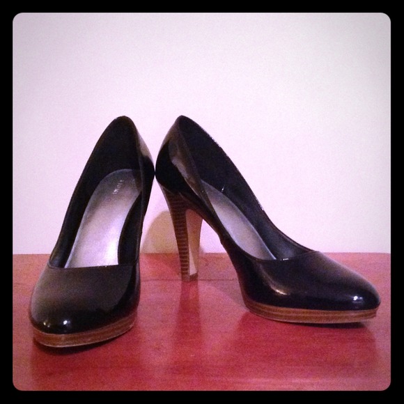Blk Patent Leather Pumps