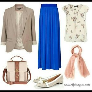 NWOT TAHARI BLAZER SIZE 16 IN LIGHT TAUPE