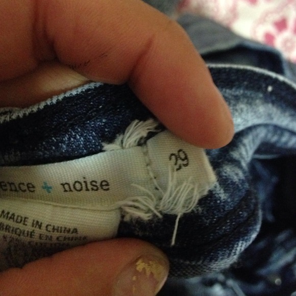 acid washed jeans - Picture 3 of 3