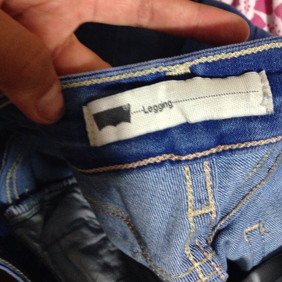 Levi's jeans. - Picture 2 of 2