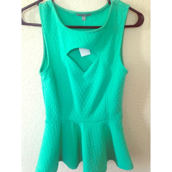 🚫sold on vinted🚫Peplum top