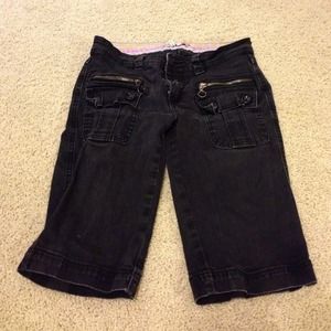 Black knee length shorts!