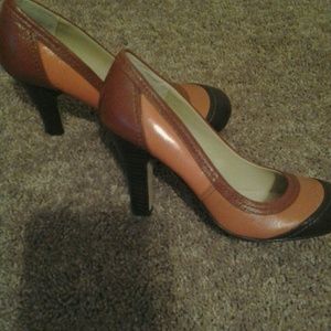 Dollhouse multi color heel