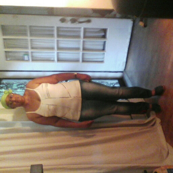 Tank - Picture 2 of 2