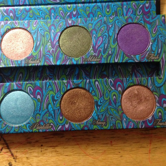 Sold!! Urban Decay Preen palette - Picture 3 of 4